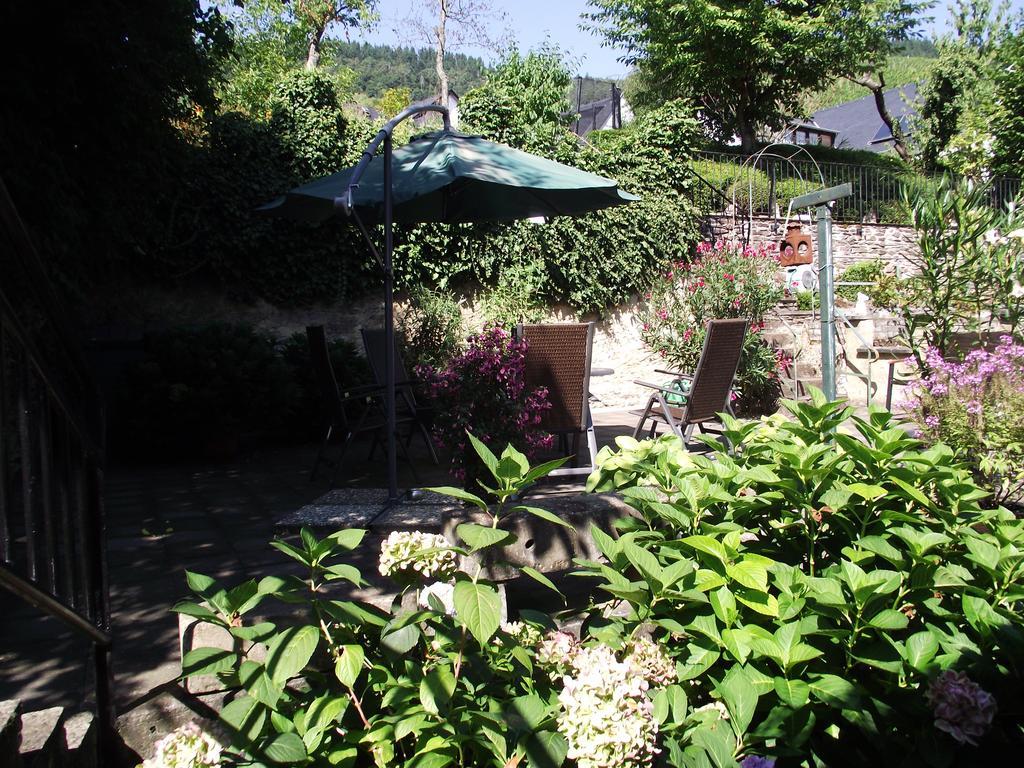 Ferienhaus Schneiders Kröv Exteriör bild